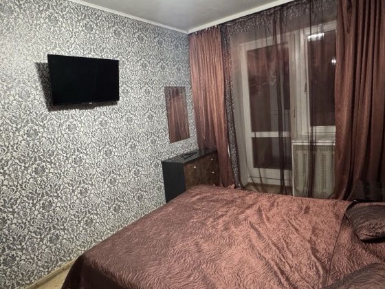 Мотель Залізна 42 + гараж для авто Полтава