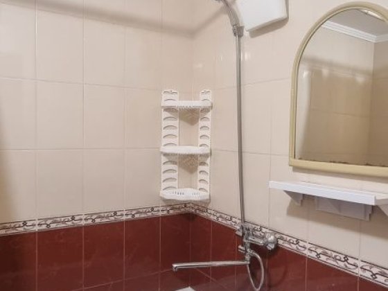 Опалення працює . Оренда однокімнатної квартири . Другий поверх .. Херсон