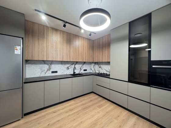 Шикарна 2 кімнатна каартира Пасічна ( за мостом) Івано-Франківськ