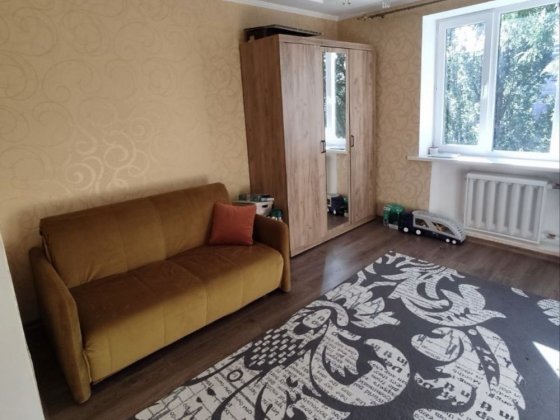 Матвійчука 88 поряд зупинка Полтава