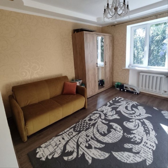 Матвійчука 88 поряд зупинка - фото 1