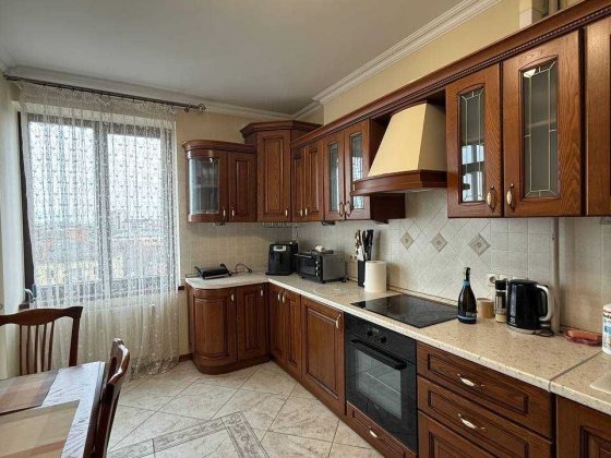 ЦЕНТР Оренда затишної 2 кім. квартири по вул. Незалежності Івано-Франківськ