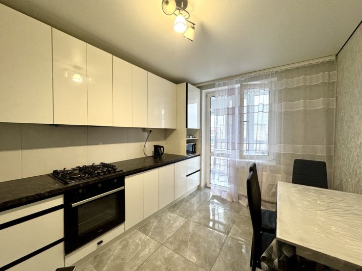 Оренда 1к квартири вул. Тролейбусна - фото 1