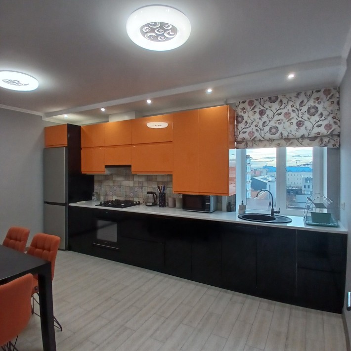 Оренда 2х кім квартири,центр ,вул.Мельника - фото 1