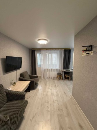 Оренда! Трикімнатна в самому центрі міста! Євроремонт. - фото 1