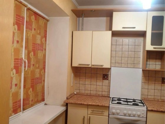 Автовокзал біля зупинки Полтава