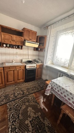 Оренда 2-х кімнатної квартири на вул. Карнаухова - фото 1