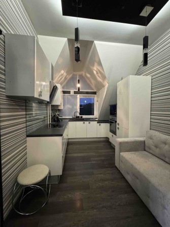 Оренда 1 к квартири. Світло не вимикають. Газове опалення - фото 1