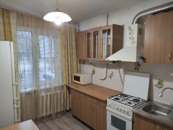 Велика квартира (центр ПЗР, 1 поверх) від власника Черкассы