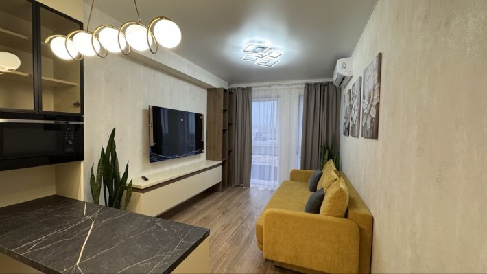 Квартира в ЖК City Park з новим ремонтом та розеткою для електрокара - фото 1