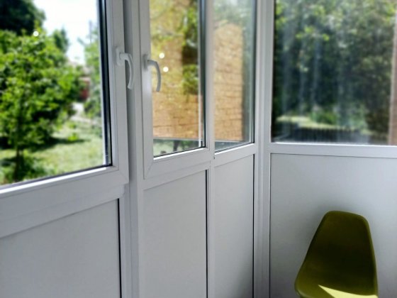 Самый ЦЕНТР  1 этаж  (ПЛОЩАДЬ)Аренда 2 ком Чернігів