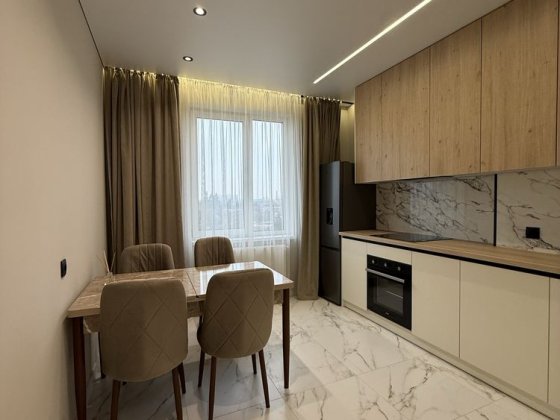 Перша здача квартири, центр міста, вул.Руська Ужгород