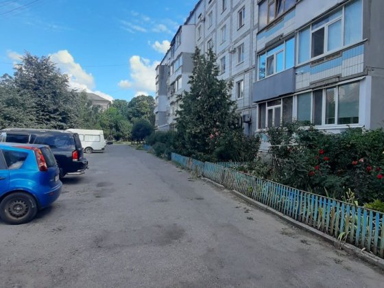 Здам гарну 1кімнатну 50м2,на Браїлках Полтава