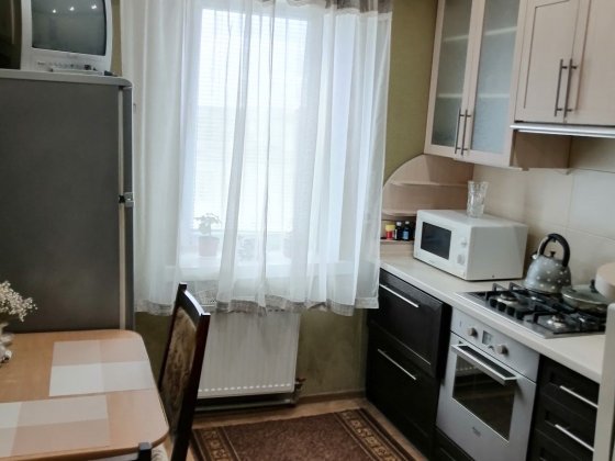 Здам двокімнатну квартиру з євроремонтом по вулиці Волковича Чернігів