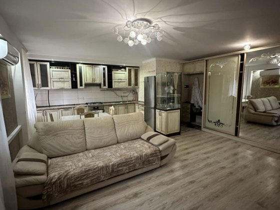 Оренда 3 х кімнатної квартири, бульвар Шевченка 132 Черкаси