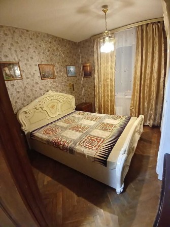 Здається 2 кім. мебльована квартира, з побутовою технікою на митниці. - фото 1