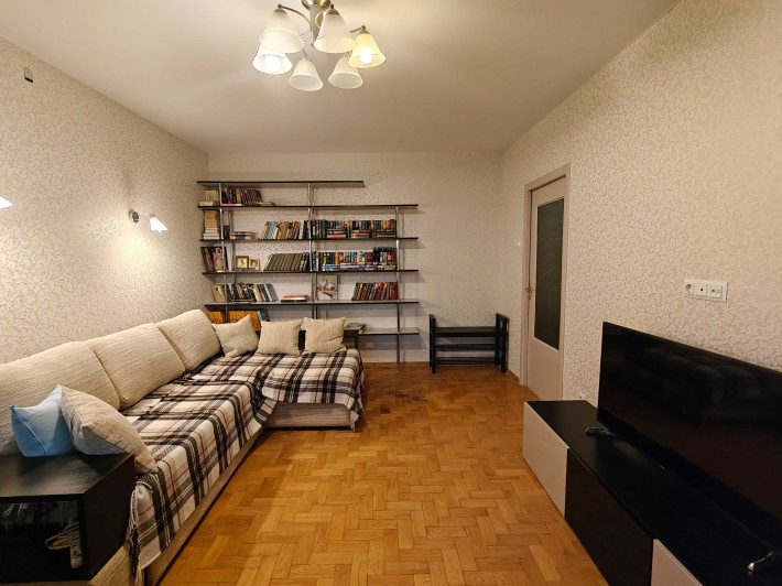 Зручно добиратися до  метро Дарниця, Лівобережна, Почайна - фото 1