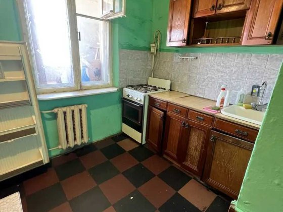 1 кімн.кв. вул. Зодчих 74 Обойний ринок Киев