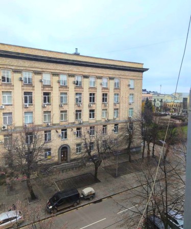 Центр 2к. Вул.  Лазарєва 4 Оренда - фото 1