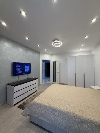 Оренда в центрі (закритий свій двір) світло є постійно. - фото 1