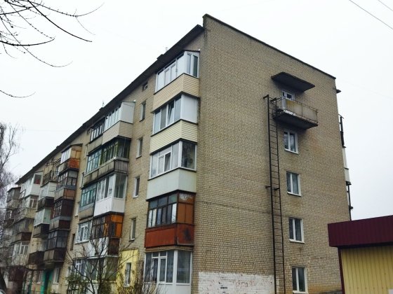 Здам 1-к на Степана Бандери 13 Чернігів