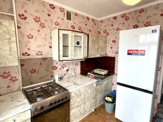 Здам 2-х кімнатну квартиру вул.Комарова Чернівці