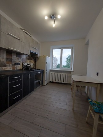 Оренда 3х кімнатної квартири Чешка -Центр вул. Митницька - фото 1