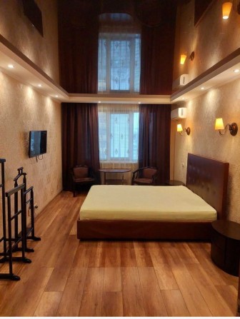 Пропонуємо до оренди видову 2 кімн квартиру біля Депота - фото 1