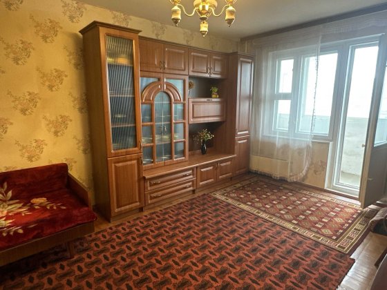 Оренда однокімнатної на Харківському масиві Київ