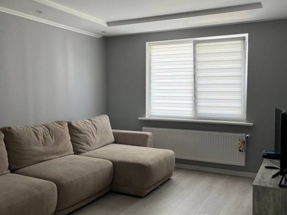 Здається 3х кімнатна квартира на Ріці Черновцы