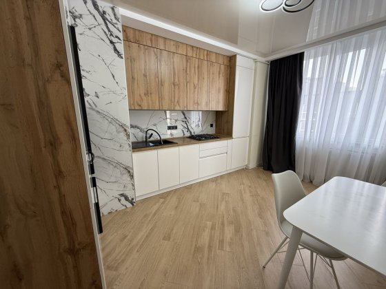 Здам 1-к новобудову в ЖК Престижний , рн Майдан Чернівці