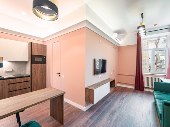 Центр! Басейна 3. Без комісійних від господаря 2к перша здача!