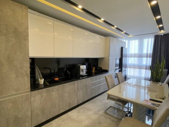 Здається шикарна 2 кім новобудова Руська р-н меблі Майя! Черновцы