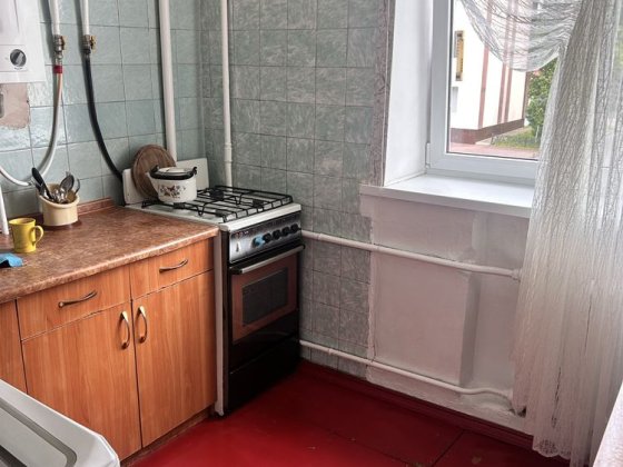 Сдам 1 комнатную кв. в центре возле площади без посредников Чернігів