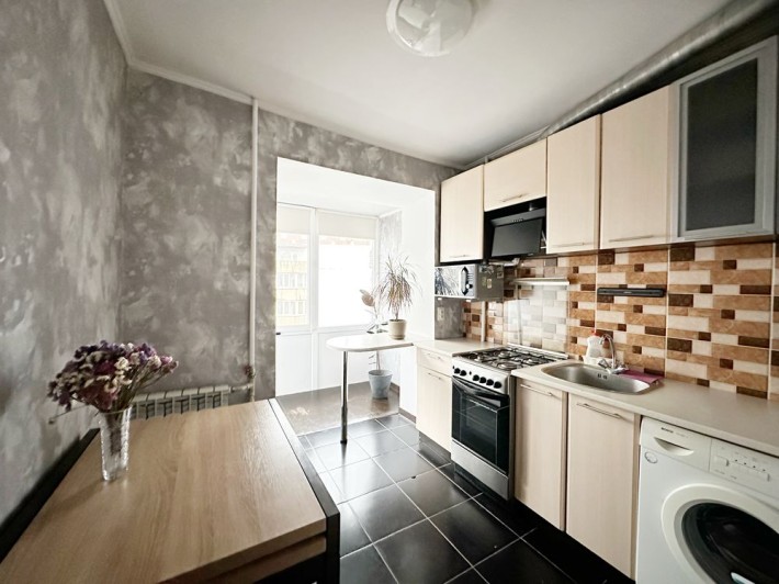 1кім квартира в центрі, вул. Нац. Гвардіі, р-н Градецького - фото 1