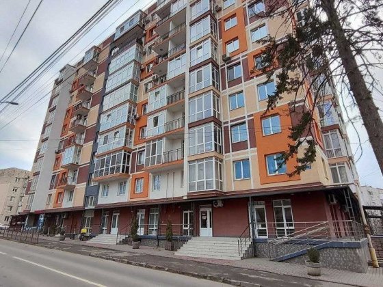 Здається 1 кімнатна "НОВОБУДОВА" на вул.КАСПРУКА (ТЦ Майдан) Чернівці