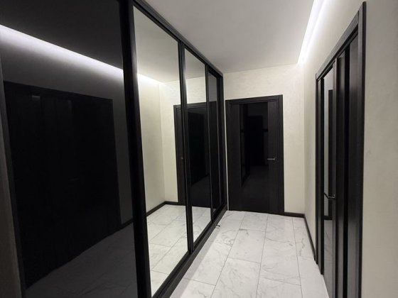 Оренда 2-х кімнатної новобудови. Паркова зона Чернівці