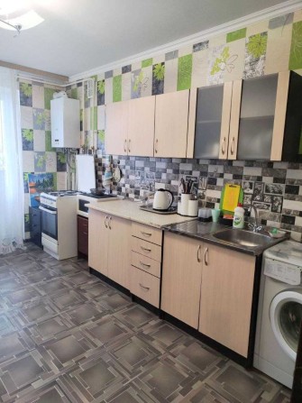 2 кімнатна в новобудові з автономним опаленням - усі меблі і техніка - фото 1