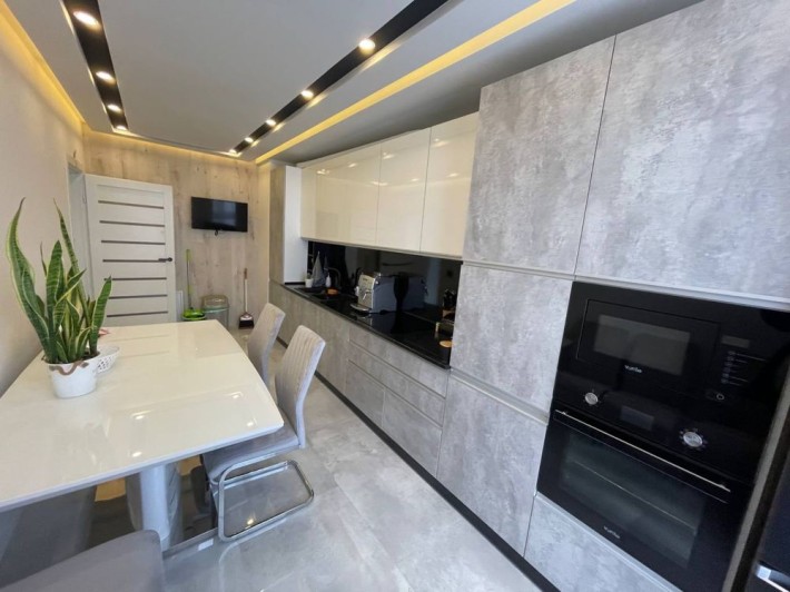 ШИКАРНА 2-кім VIP новобудова РУСЬКА (р-н меблів МАЙЯ) повна комплектац - фото 1