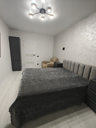 Оренда 2к квпртири ЧЕРЕМШИНИ (Щєрбанюка-Героів Майдану) - фото 1