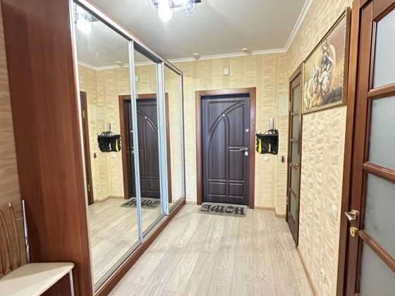 Оренда 1 кімнатної квартири з видом на Дніпро. Митниця Черкаси