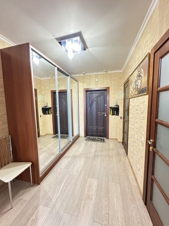 Оренда 1 кімнатної квартири з видом на Дніпро. Митниця - фото 1