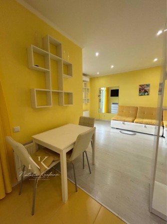 В Довгострокову оренду пропонується студія 38м2 в ЖК Комфорт Таун - фото 1