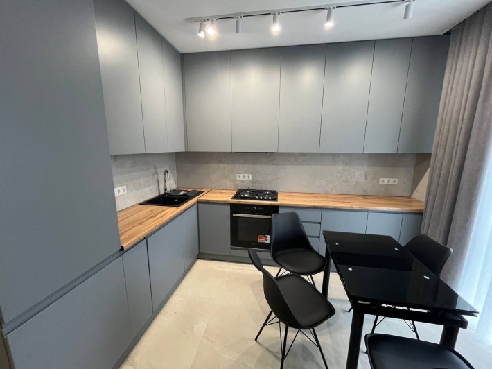 Здається 2кімн.VIP новобудова неподалік від ТЦ Майдан  з паркомісцем - фото 1