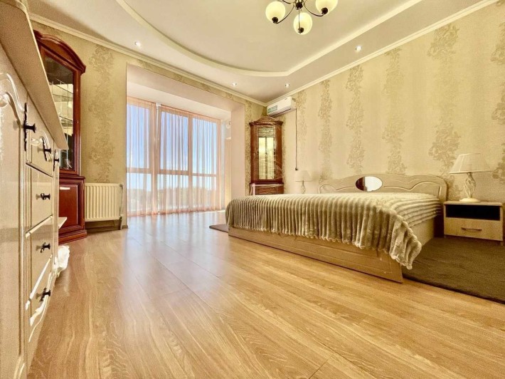 ОРЕНДА 1-кімнатної квартири з Автономкою по вул. О.Міхнюка (ЦЕНТР) - фото 1