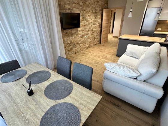 Оренда 3к з ГЕНЕРАТОРОМ. ЖК Зарічний(вул. Зарічна 3 А, метро Славутич) Киев