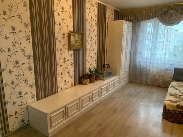 Сдам большую 3-комн кв на Троещине - фото 1