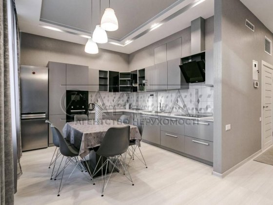 Аренда 3к квартиры, ул. Эспланадная, Печерск Киев