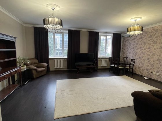 Здам  квартиру в центрі Києва — Лесі Українки, 6 Центр, Печерск Киев