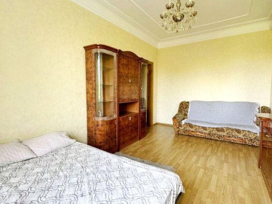 Власник 2 кімн. Хрещятик в 50м, Прорізна 11, окремі кімн, Світло завжд Киев